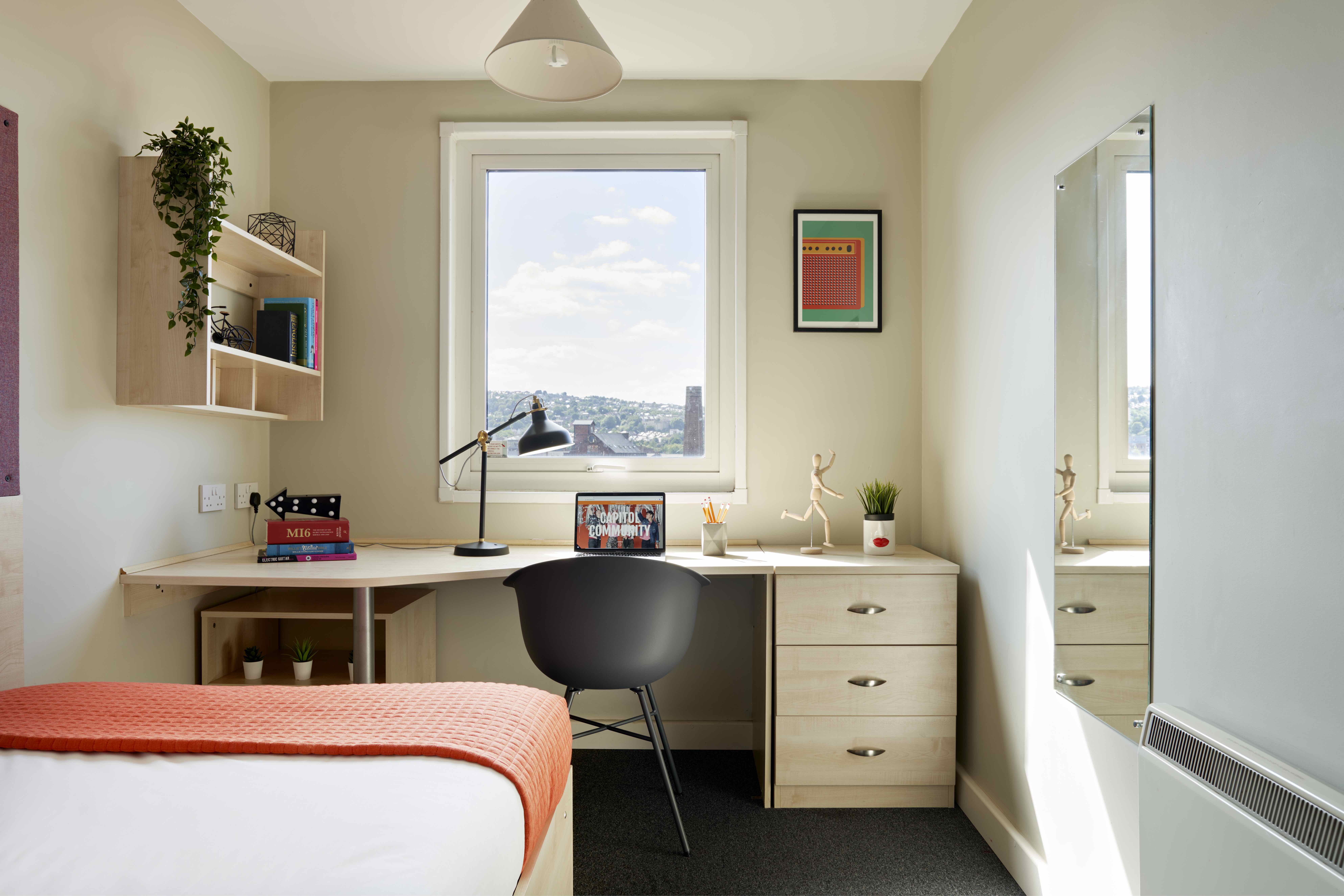 Sheffield student accommodation shared flat classic ensuite