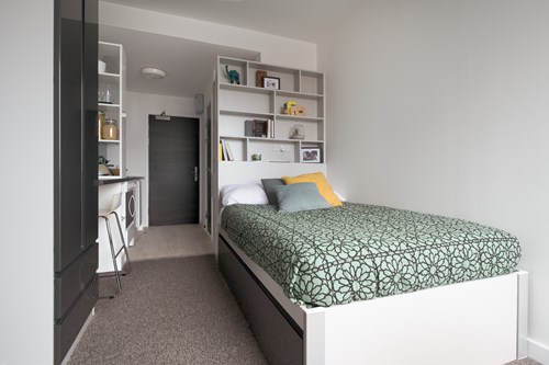 Glasgow student accommodation studio bedroom